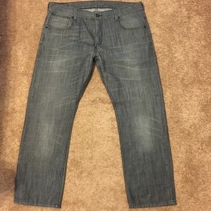 Levi’s 514 Jeans